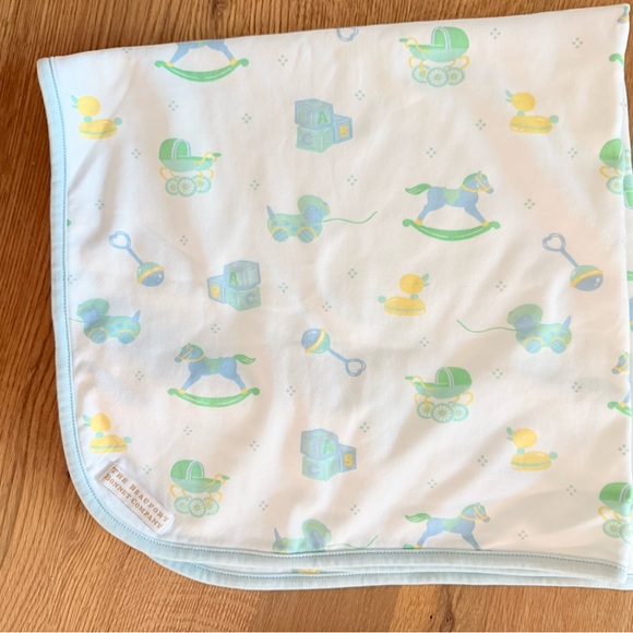 TBBC Beaufort Bonnet Baby Buggy Blanket in “Something for Baby Blue” - Picture 3 of 6